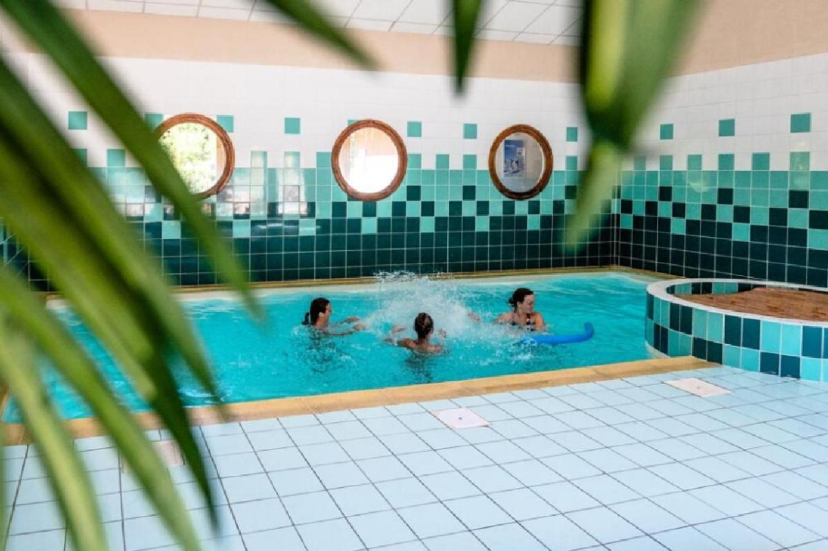 Apartment Cosy: Retreat With Indoor & Outdoor Pools *